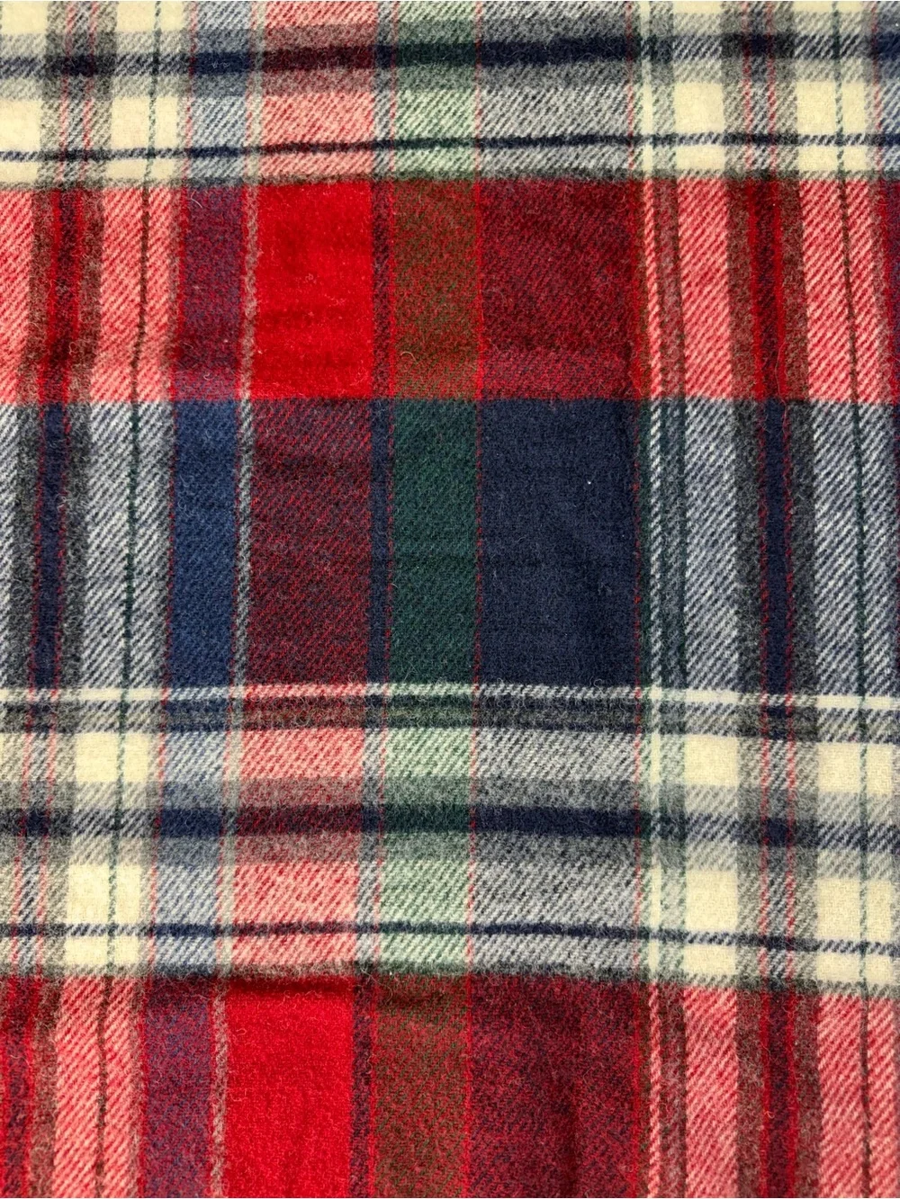 Pendleton Blue Label Red Green Navy Wool Plaid stadium blanket robe in a bag